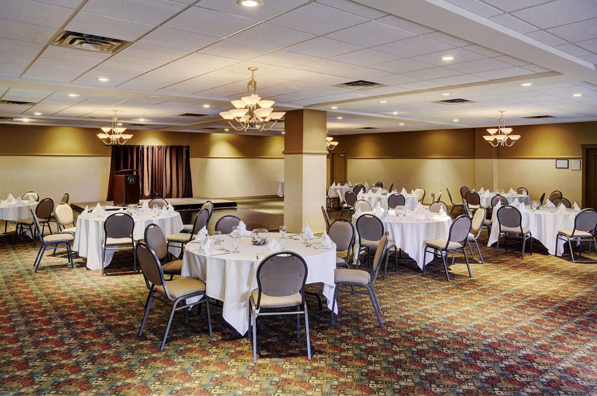 Chateau Nova Kingsway Edmonton Kültér fotó